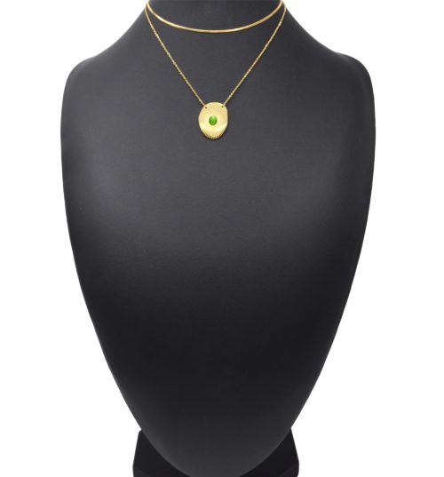 Collier-Double-Chaines-Acier-Dore-avec-Medaille-Rayons-et-Pierre-Verte