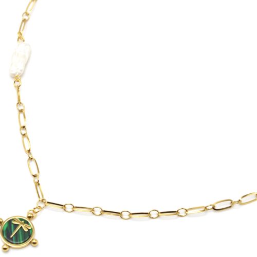 Collier-Chaine-Maillons-Acier-Dore-avec-Perle-et-Pierre-Verte-Motif-Libellule