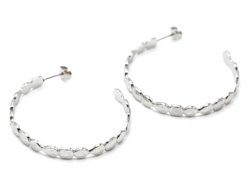 Boucles-dOreilles-Creoles-Ouvertes-Formes-Martelees-Acier-Argente