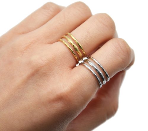 Bague-Large-avec-Triple-Rangs-Marteles-Acier