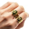 Bague-Large-Ajouree-avec-Pierre-et-Motif-Baroque-Acier-Dore