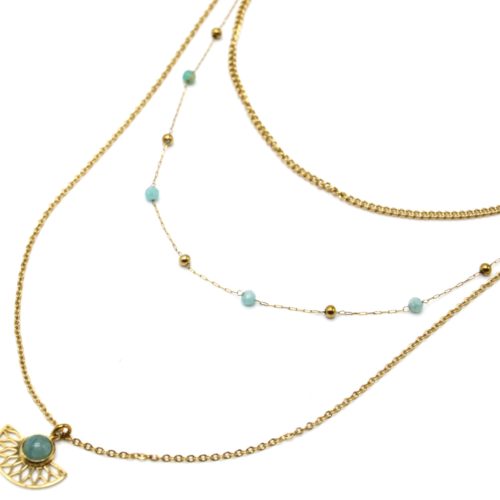 Collier-Triple-Chaines-Perles-Billes-avec-Demi-Rosace-Acier-Dore-et-Pierre-Verte