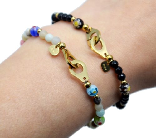 Bracelet-Elastique-avec-Perles-Motif-Fleur-et-Menottes-Acier-Dore