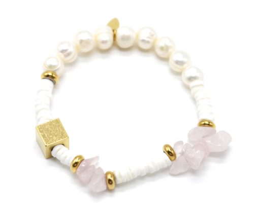 Bracelet-Perles-Blanches-et-dEau-Douce-Pierres-Roses-et-Carre-Acier-Dore
