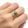 Bague-Large-Multi-Rangs-Billes-avec-Pierre-Carree-Bleue-Contour-Acier-Dore