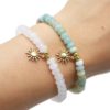 Bracelet-Pierres-Couleur-et-Pampille-Soleil-Acier-Dore
