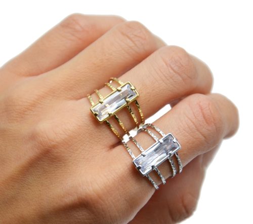 Bague-Multi-Rangs-Marteles-avec-Pierre-Rectangle-Contour-Acier