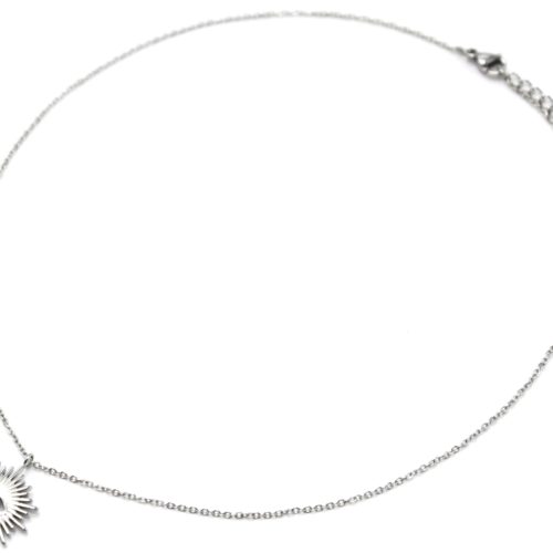 Collier-Fine-Chaine-avec-Soleil-Acier-Argente-et-Oeil-Strass