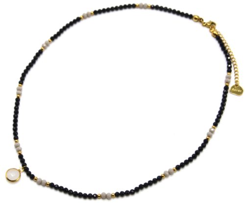 Collier-Mini-Pierres-Noires-Grises-et-Pierre-Ronde-Blanche-Contour-Acier-Dore