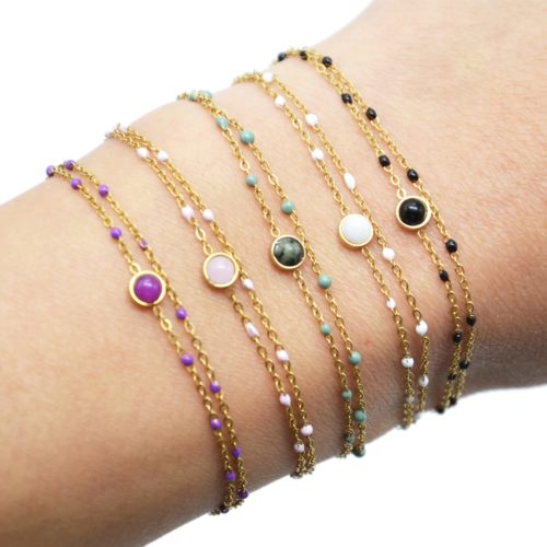 Bracelet-Double-Chaines-Acier-Dore-Mini-Perles-Email-Couleur-et-Pierre-Ronde