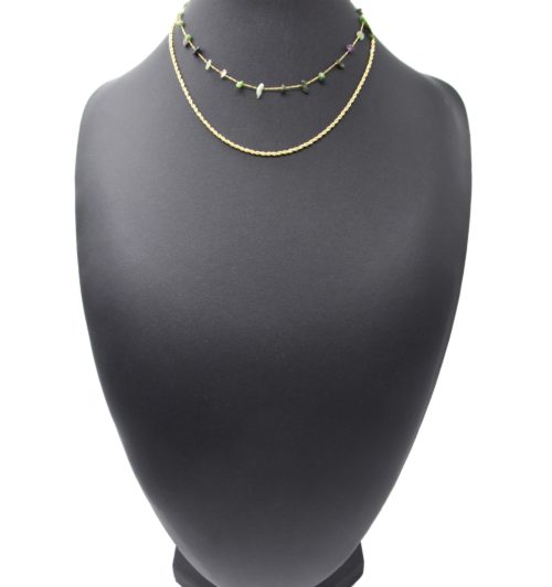 Collier-Double-Chaines-Torsadee-Acier-Dore-et-Pierres-Vertes