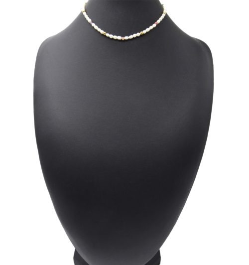 Collier-Perles-dEau-Douce-avec-Pierres-Multicolores-et-Billes-Acier-Dore