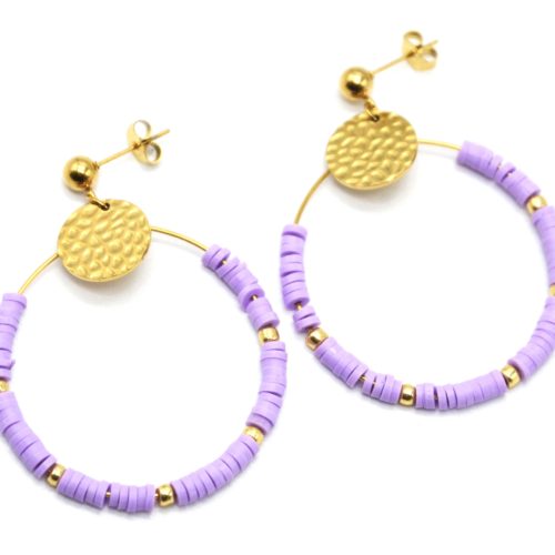 Boucles-dOreilles-Medaille-Martelee-Acier-Dore-et-Anneau-Perles-Lilas