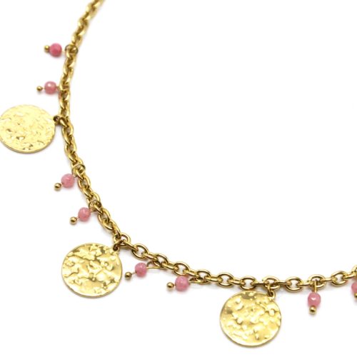 Collier-Chaine-Maillons-avec-3-Medailles-Martelees-Acier-Dore-et-Pierres-Roses