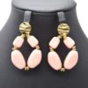 Boucles-dOreilles-Medaille-Acier-Dore-et-Goutte-Perles-Rose-Mat