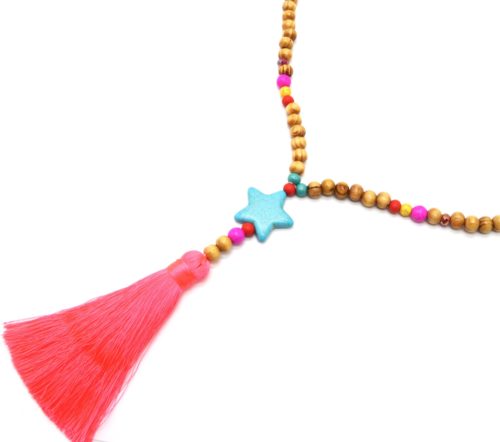 Sautoir-Collier-Perles-Bois-et-Effet-Marbre-avec-Pierre-Etoile-et-Pompon-Rose-Fluo