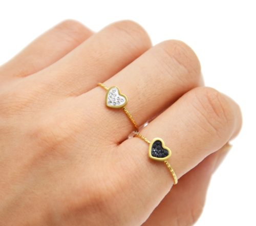 Bague-Fine-Torsadee-avec-Coeur-Acier-Dore-et-Strass