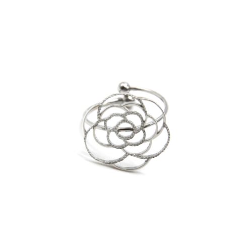 Bague-avec-Fleur-Petales-Contour-Points-Acier-Argente