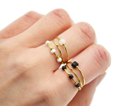 Bague-Triple-Anneaux-Acier-Dore-avec-Perles